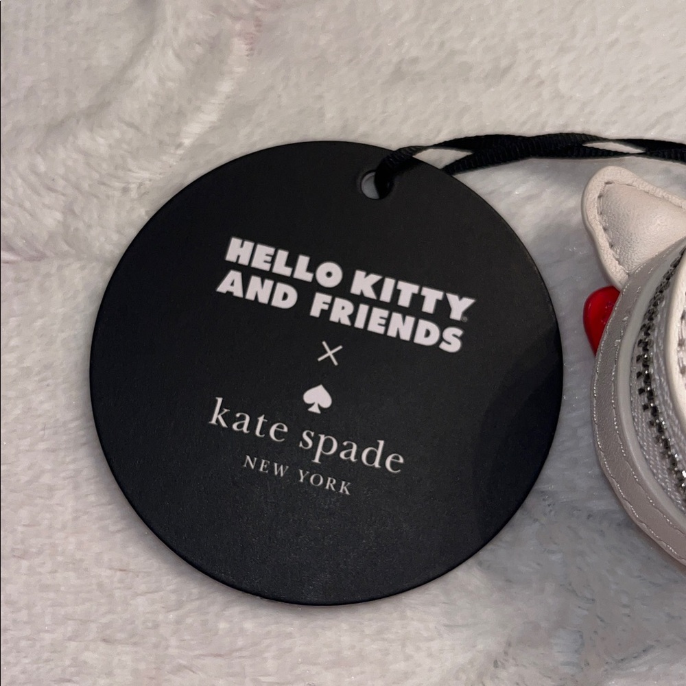 kate spade NWT! 3D Hello Kitty Bag Charm - Hello Kitty & Friends Ltd Release - Picture 12 of 14